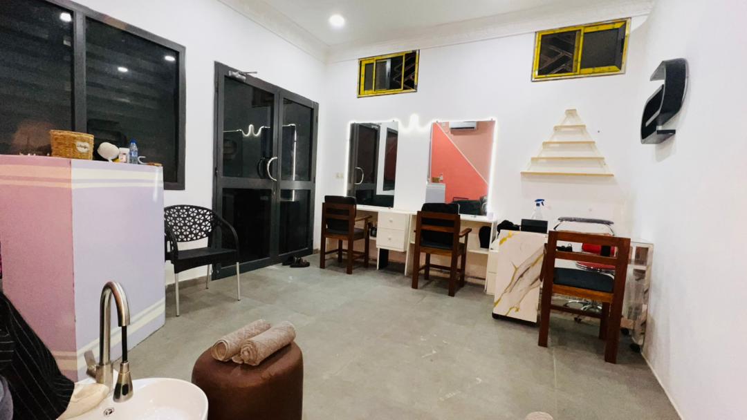 Massage à Brazzaville — Only Beauty by M&M Brazzaville